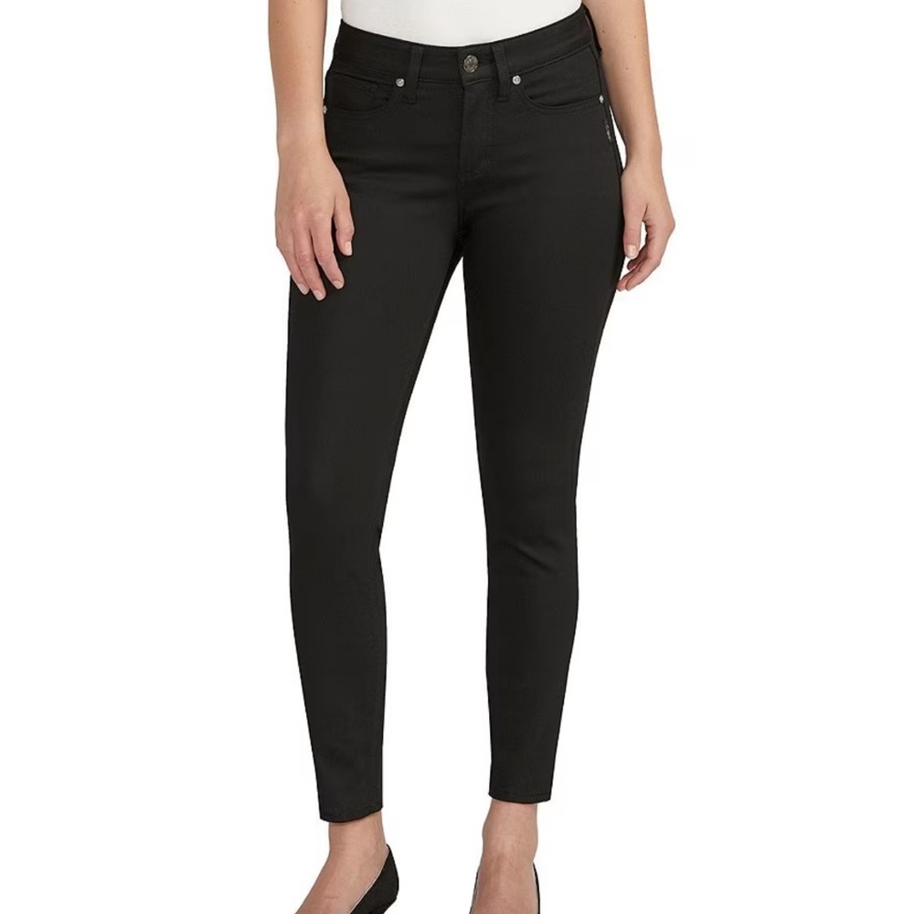 Silver Suki Mid Rise Ankle Skinny Jeans size 29